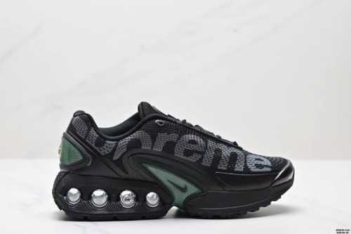 公司级Nike Air Max Dn 耐克2024全新气垫跑鞋 #全新鞋款在同侧采用了四个圆柱仓式的设计 不仅有防滑耐磨性功能 还搭配了周围一圈柔软的泡棉材质