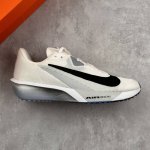 本地 核心私 公司级耐克Nike Air Zoom Rival Fly 4超弹透气轻量跑步鞋 鞋款搭载 Flyknit 材料 出众弹性 易于穿脱 采用React
