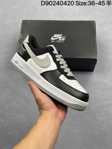 Air Force 1 Nike Low 原楦头原纸板 打造纯正空军版型 专注外贸渠道 #原盒配件 原厂中底钢印、拉帮完美 货号：Cu92 01 Size：36