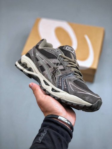 Asics Gel-Kayano 14亚卡诺14低代帮 运动休闲透气专业跑鞋 #原档案据数开发楦型纸版 原装印尼工代进口单丝纤维程工网布鞋面，更贴合脚型和舒适透