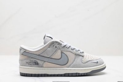 250 公司级耐克Nike Dunk Low 扣篮系列 复古低帮休闲运动滑板板鞋 采用脚感柔软舒适Zoomair气垫 有效吸收滑板等极限运动在落地时带来的冲击力