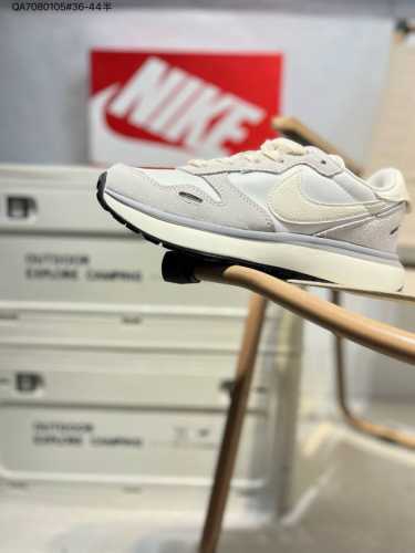 耐克Nike Phoenix Waffle 走秀款解构 高端跑鞋 原鞋开发 完美鞋型 原楦原数据开发纸版楦型 同源织法半透网纱材质 货号:Fd2196 Qa70
