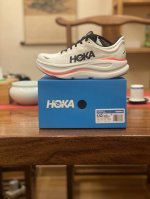 hoka W Bondi 9 Wide 高端越野跑鞋 邦9 双层组合超轻高弹耐磨防滑 Vibram 橡胶 货号 白色 1162011 Wblc 尺码 36 36