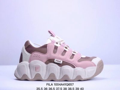 公司级 Fila 斐乐 冬新款可颂面包鞋运动跑步鞋 Xm 4Q657