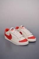 180 Nk Blazer Low 77 Jumbo 复古经典开拓者 蛇年限定 官方货号：Dq8769 1002332 颇具辨识度的Nike Blazer M