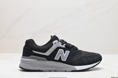 公司级new Balance 997系列 复古运动 缓震耐磨跑步鞋 货号:Cm997Hcc 尺码:36 37 37.5 38 38.5 39.5 40 40.5