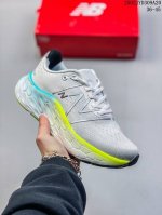 公司级 新百伦 [New Balance] Fresh Form 老爹鞋 男女士运动鞋 厚底增高跑鞋。这款跑鞋不仅有着以大数据为基础的Fresh Foam虎蜂大