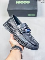ECCO爱步 广东原版透气 配备原版三件套 防尘纸 高弹大底 全头层牛皮 新款百搭休闲款 纯手工制成 鞋面走线工整 清晰质感 原单品质 拼接运动透气网布 采用E