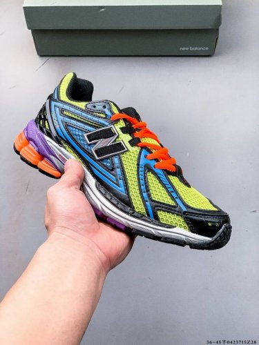 New Balance M1906Ri Nb宝藏老爹鞋款，复古元素叠加，质感超级棒，楦版型材料细节做工精细，货如实拍图 作为Nb最经典的档案鞋型之一，与 2一样