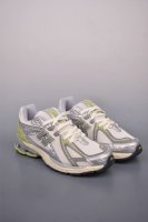 New Balance M1906系列 复古单品宝藏老爹鞋款 公司级版本 复古元素叠加 质感超级棒 楦版型材料细节做工精细 作为Nb最经典的档案鞋型之一 与20