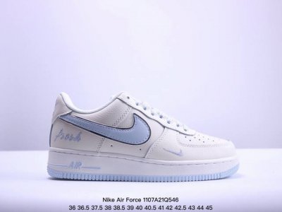 真标耐克Nike Air Force 1 Low 空军一号 低帮百搭休闲运动板鞋。柔软、弹性十足的缓震性能和出色的中底设计，横跨复古与现代的外型结合，造就出风靡
