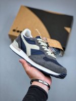 Diadora Camaro 迪亚多织物牛反绒复古跑鞋 C5603 #Camaro系列的灵感来源于1985年的运动型录 复古跑鞋的造型 Eva 减震中底加持的舒