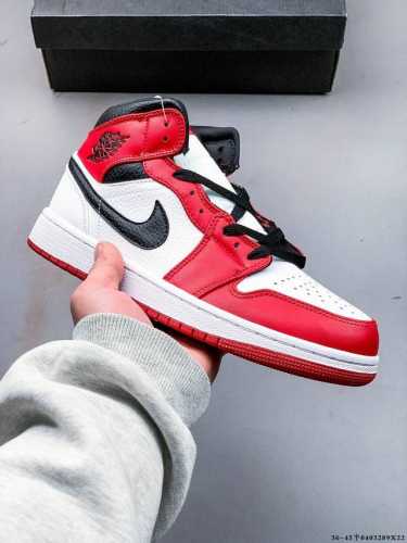 集图 真标半码！耐克Nike Air Jordan 1 Mid Aj1乔丹一代中帮经典复古文化休闲运动篮球鞋 0403289X22