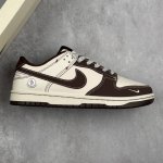 本地 核心私 Nk Sb Dunk Low Moncler联名 奶白棕 周年高端定制 低帮休闲板鞋 #定制鞋盒 大厂纯原品质出货 超高清洁度 皮料切割干净无任何