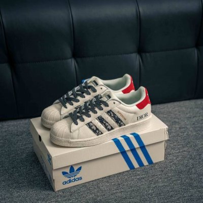 核心私 adidas Forum Low Cl三叶草低邦 经典魔术贴复古板鞋 男女潮流头层皮休闲鞋 货号 Bz 8 尺码 36 36.5 37 38 38.5