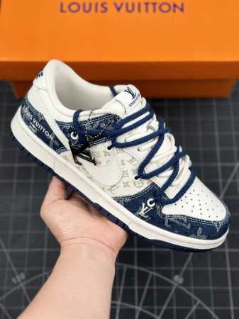公司级 Nike Sb Dunk Low“Lv联名 蓝牛仔印花” 周年高端定制 低帮休闲板鞋 定制鞋盒 大厂纯原品质出货 超高清洁度 皮料切割干净无任何毛边 细 - 点击图像关闭