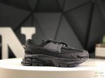 降价 耐克Nike Zoom Vomero Roam马拉松复古跑五代休闲运动慢跑鞋 采用环保纤维革饰片组合网眼布鞋面材质 升级正确后跟Tpu加固 耐弯折热塑框架