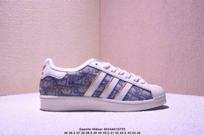 Adidas Gazelle Indoor W定制贝壳头Gucci 三叶草休闲防滑耐磨低帮板鞋鞋头出色设计 塑就出众贴合感稳固的后跟贴合足部曲线设计软弹舒适 不