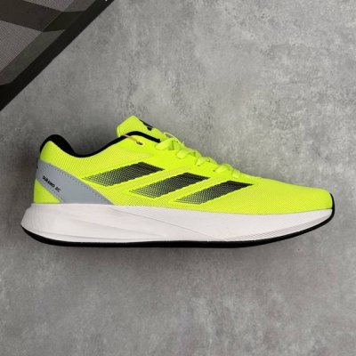 本地 核心私 阿迪达斯 Adidas Duramo Rc U 训练备赛轻盈跑步运动厚底鞋 这双跑步鞋的鞋面采用了合成革、Pu和织物材料。这样混合材质的设计不仅提