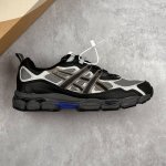 本地 核心私 asics Gel-Nyc Utility 低帮复古休闲运动慢跑鞋 gel-Nyc使用Gel-Cumulus 16鞋款的鞋楦设计,展现了独特的现代