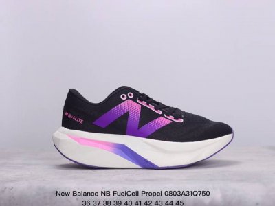 新百伦new Balance Nb Fuelcell Propel 防滑耐磨厚底低帮跑步鞋 new Balance的fresh Foam中底材料 极佳的组成结构