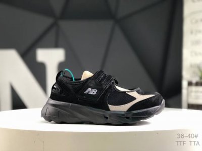 new Balance 公主鞋 玛丽珍 网面拼接魔术贴凉鞋 时髦又洋气的Nb玛丽珍系列 网面优质皮料拼接 透气又舒适 1:1高端定制Md大底 脚感超舒服 魔术贴