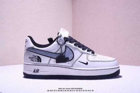 300 海外限量发售！公司级Nike Air Force 1 '07 Low “北面联名——Cdg米黑线条”空军一号 低帮 运动鞋 休闲鞋 折边针车 工艺难度大 - 点击图像关闭