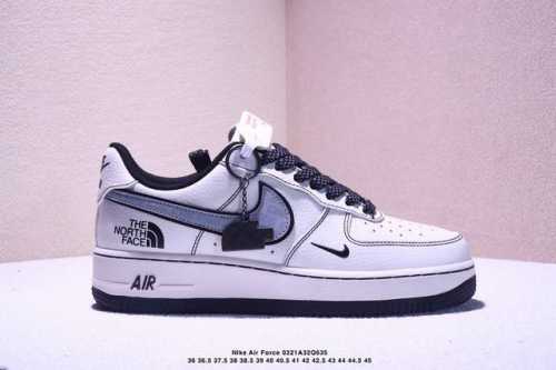 300 海外限量发售！公司级Nike Air Force 1 '07 Low “北面联名——Cdg米黑线条”空军一号 低帮 运动鞋 休闲鞋 折边针车 工艺难度大