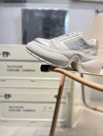 310 Smfk 2024最新火爆增高小白鞋板鞋 Smfk成立于2016年 一直在做中国品牌 中国设计 中国制造 品牌注重舒适和体验 在设计上追求Unisex