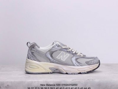 公司级new Balance 530 复古跑鞋 小红书爆款 官网售罄 这双鞋确实是nb家经典复古款式之一，以全新科技诠释，成功打造530鞋款，鞋面在保持530基