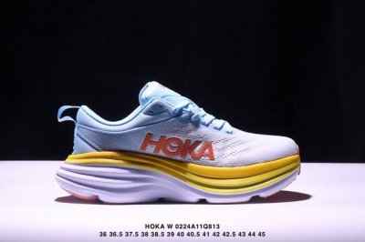 公司级小红书推荐Hoka W Bondi 8全新配色 这个品牌来自于新西兰的毛利语，Hoka表示大地，One One表示飞越，连起来就是飞越地平线，One On