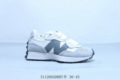 160 new Balance Nb327 系列复古休闲运动慢跑鞋 原厂细翻毛 原数据档案结合二次高弾Md材料打造原版鞋底 鞋面由原厂特殊定制材料纹路细腻 货号