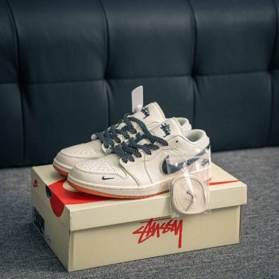 核心私 Air Jordan 1 乔丹篮球鞋男女运动鞋潮流板鞋 货号：Xx3168 170 尺码：36 37 37.5 38 38.5 39 40 40.5 4