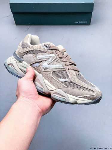 New Balance 又带来了新鞋型 9060 ，并且是与芝加哥街头品牌 Joe Freshgoods 的联名款。鞋身主体采用了类似 990 系列的设计风格，