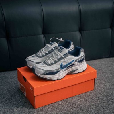 核心私 Nike 耐克Initiator Running创始者系列复古老爹休闲运动舒适跑鞋 货号：394055 101 尺码：36 36.5 37.5 38 3
