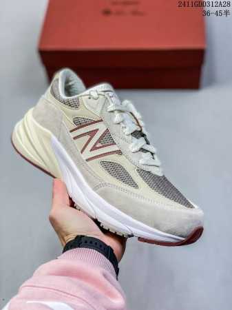 公司级真标带半码！ 新百伦nb联名款new Balance Nb联名系列 高端美产复古休闲跑步鞋 采用台产猪巴革及透气网眼材质 搭载全新碳素中底 后跟透明tpu - 点击图像关闭