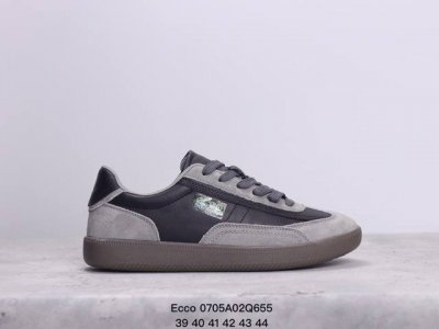 Ecco爱步 广东原版夏季透气 配备原版三件套 防尘纸 手提袋 高弹大底 全头层牛皮 新款百搭休闲款 纯手工制成 鞋面走线工整 清晰质感 原单品质 拼接运动透气