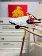 350 蛇年限定# Nike Sb Dunk Low 大厂出品 极力推荐 原装头层材料 独家版型蒸餾加工 帶來的是更好的视觉和脚感体验 大厂纯原品质出货 清洁度
