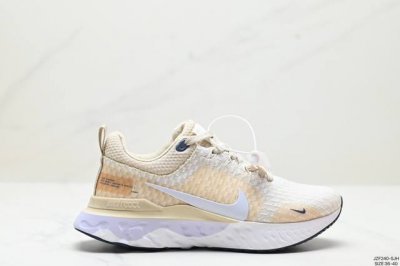 公司级w Nike Zoom React Infinity Run Fk 3 马拉松机能风格运动鞋 实拍首发 #鞋款搭载柔软泡绵，在运动中为你塑就缓震脚感。设计