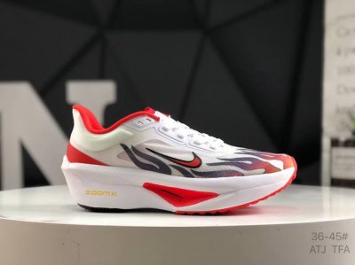 耐克 Nk Zoomx Invincible Run Flyknit Fk6 Zoom Fly 6轻量飞织低帮休闲运动慢跑鞋 此鞋专为长跑运动员而生 是为5至1