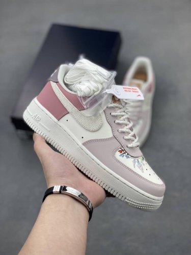 Air Force 1 Nike Low 白蓝灰 原楦头原纸板 打造纯正空军版型 专注外贸渠道 全掌内置蜂窝气垫 #原盒配件 原厂中底钢印、拉帮完美 货号：Ib
