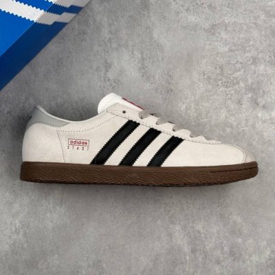 本地 核心私 阿迪达斯 Adidas Originals Stadt 阿罗哈 三叶草休闲防滑耐磨低帮板鞋 鞋头出色设计 塑就出众贴合感 稳固的后跟贴合足部曲线设