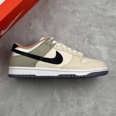 本地 核心私 Nike Dunk Sb Low 耐克 Sb 低帮 白绿紫 舒适百搭防滑耐磨板鞋 鞋身整体以奶油色皮革打造，搭配深浅不一的淡绿色灯芯绒框架覆盖层，