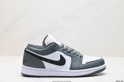 公司级耐克nike Sb Dunk Low Retro 扣篮系列 复古低帮休闲运动滑板板鞋 采用脚感柔软舒适zoomair气垫 有效吸收滑板等极限运动在落地时带