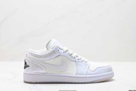 真标Nike Air Jordan 1 Low Aj1乔1低帮休闲板鞋 同步官方配色 官方货号:Hf4080-001 Size:36 36.5 37.5 38 - 点击图像关闭