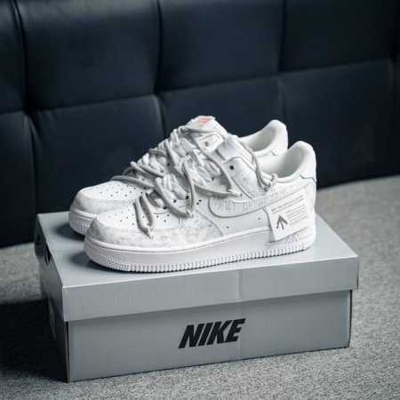Air Force 1 原装级别 原楦头原纸板 打造纯正空军版型专注外贸渠道 全掌内置蜂窝气垫 原盒配件 原厂中底钢印、拉帮完美 货号：Zh0316 034 尺 - 点击图像关闭