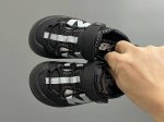 牛B新款K3205魔术贴户外儿童凉鞋 Size：23-37码 韩国专柜同步新品 包头款式设计，保护稚嫩脚丫 魔术贴穿脱超便捷 橡胶耐磨防滑大底 潮童必备单品