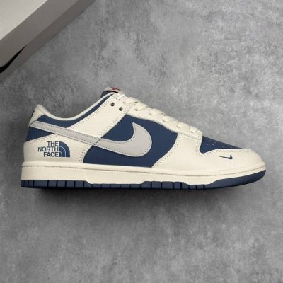 本地 核心私 Nike Dunk Low Retro 北面联名 米白蓝 周年高端定制 低帮休闲板鞋 #定制鞋盒 大厂纯原品质出货 超高清洁度 皮料切割干净无任何