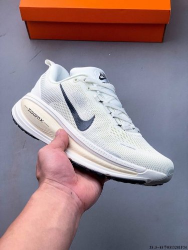 集图 公司级！Nike Air Zoom Vomero 18 缓震透气休闲慢跑鞋 新版Vomero结合全新Zoomx和Reactx泡绵 提供双重缓震效果 铸就非