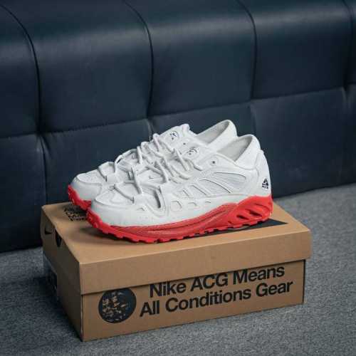 核心私 Nike Acg Mountain Fly 2 Low 户外登山系列越跑高帮休闲运动徒步鞋 货号：Fj1920 101 尺码：40 40.5 41 42